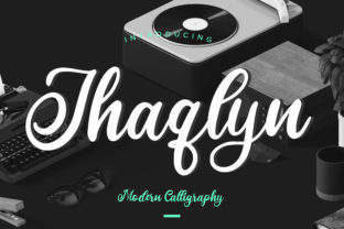 Jhaqlyn Font Review: Elegant Script Design